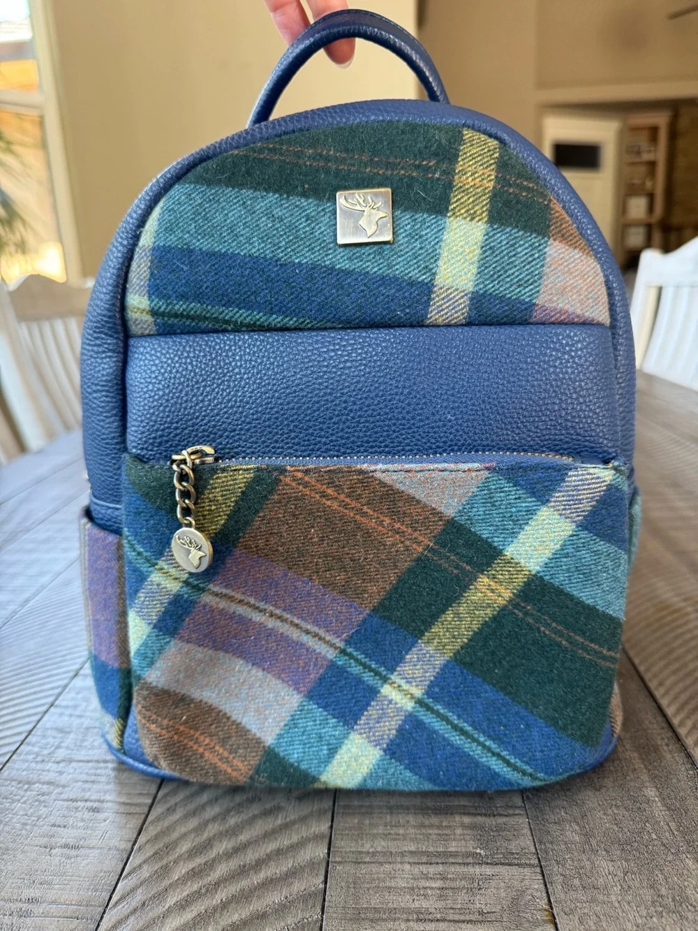 House of Tweed preowned good